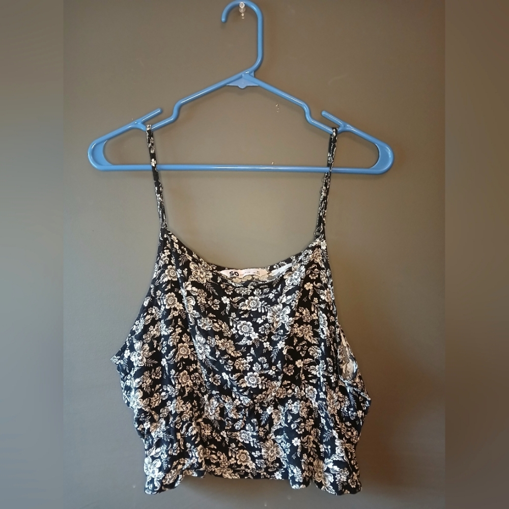 SO WOMEN'S XL BLACK AND WHITE SUMMER CROP TOP